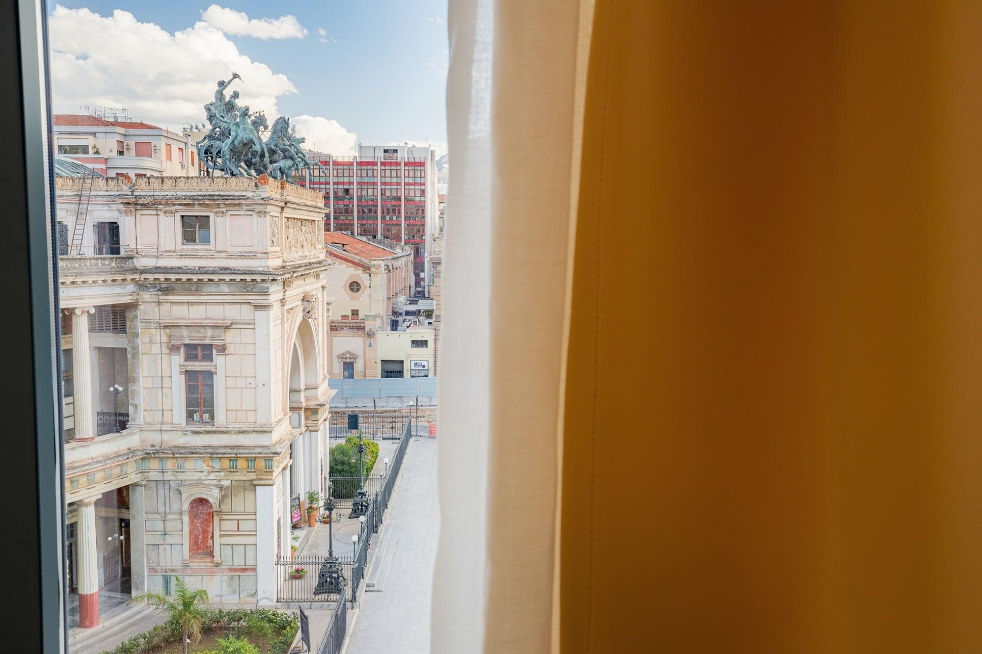 Hotel Politeama Palermo Exterior photo